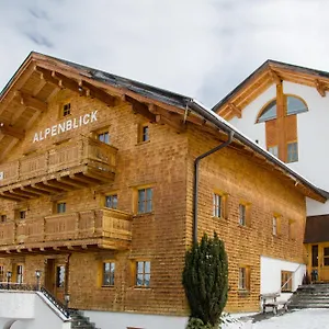 hotel-garni-alpenblick.ischgl-hotels.net/